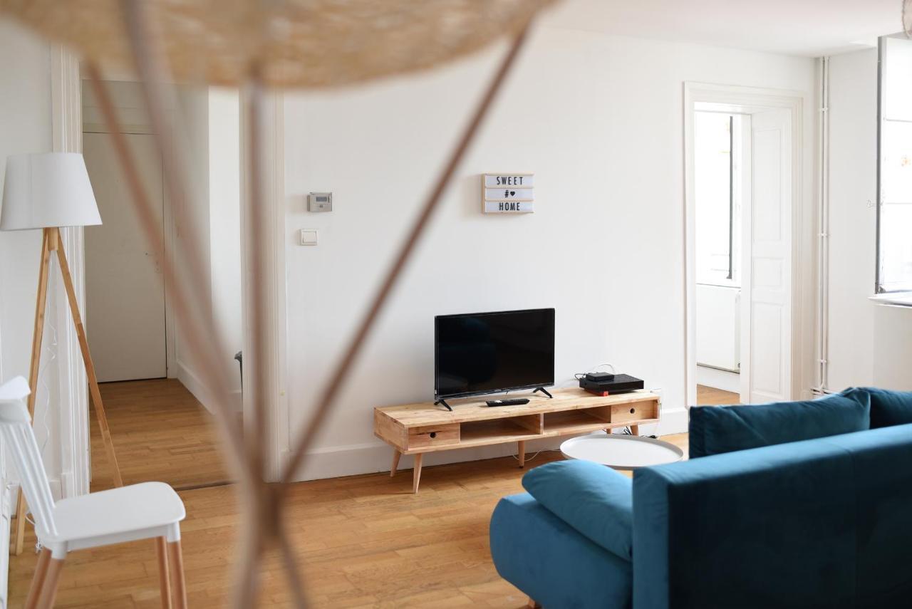 Charmand Duplex Avec Vue Sur La Cite & Les Toits Daire Carcassonne Dış mekan fotoğraf